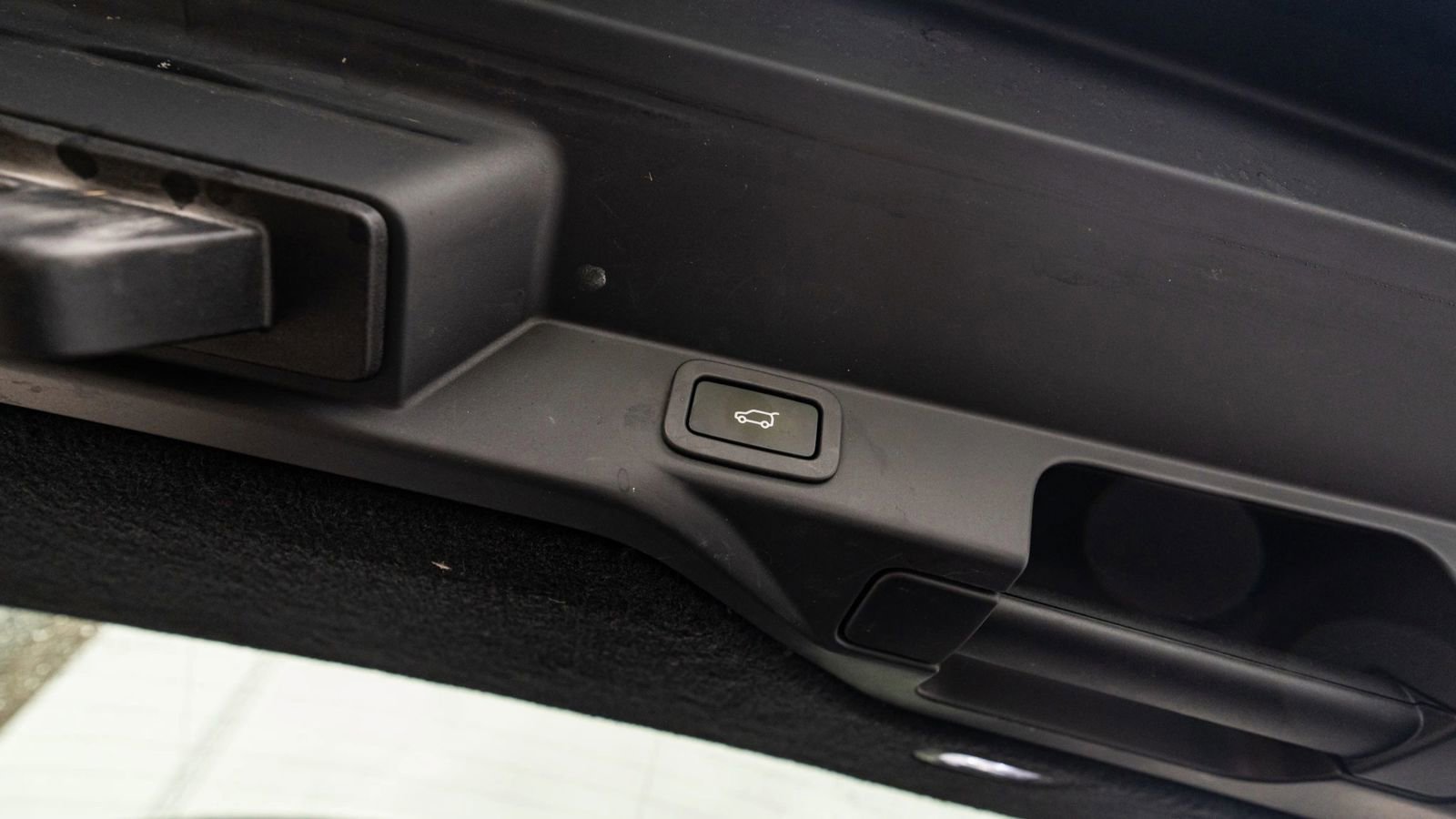 Used 2019 Land Rover Range Rover Sport HSE Dynamic AWD/4WD image 27