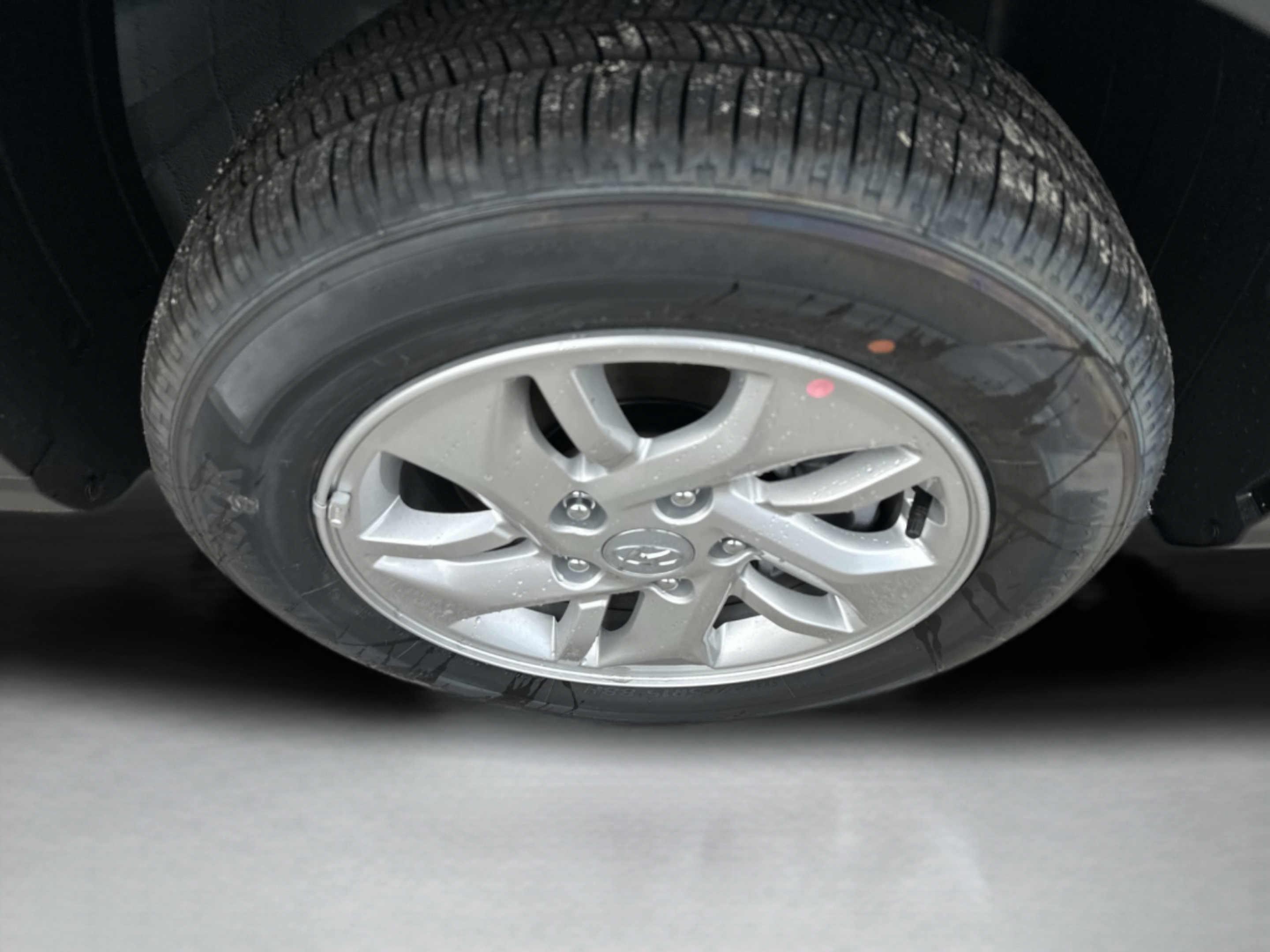 New 2026 Hyundai Venue SE FWD image 27