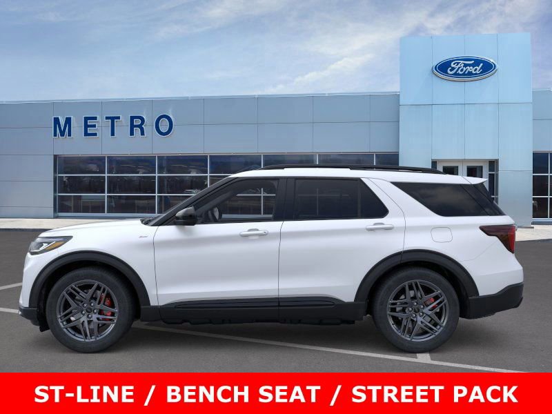 New 2025 Ford Explorer ST-Line w/ ST-Line Street Pack image 4