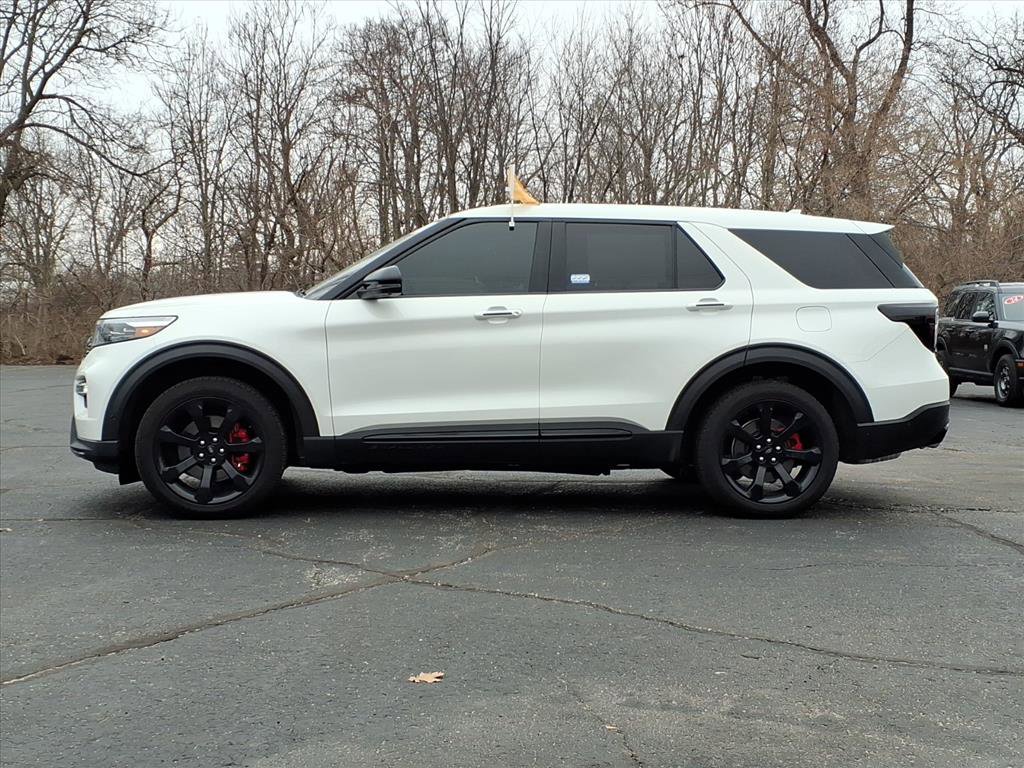 Certified 2022 Ford Explorer ST w/ Equipment Group 401A image 4