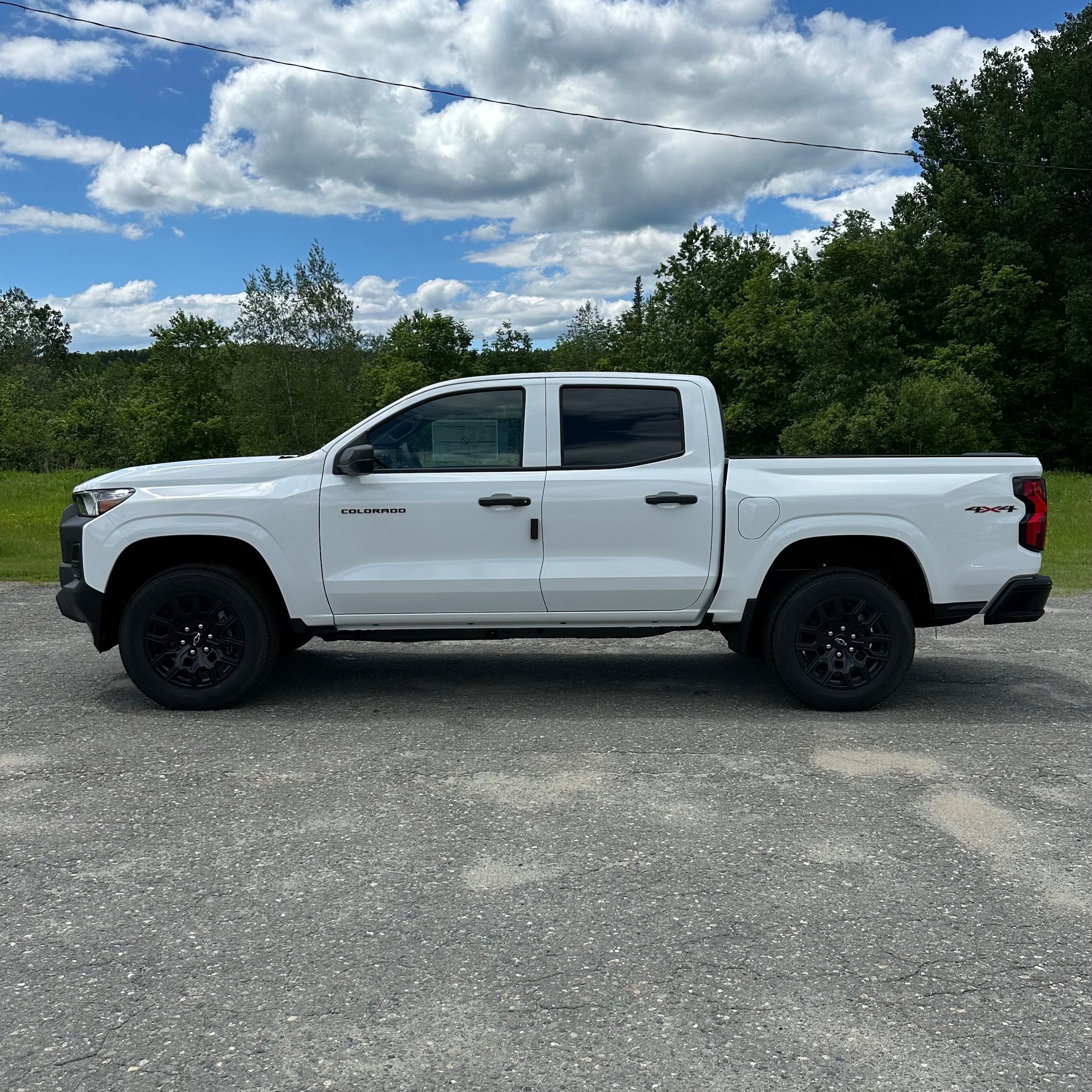 New 2026 Chevrolet Colorado W/T w/ WT Custom Package AWD/4WD image 6
