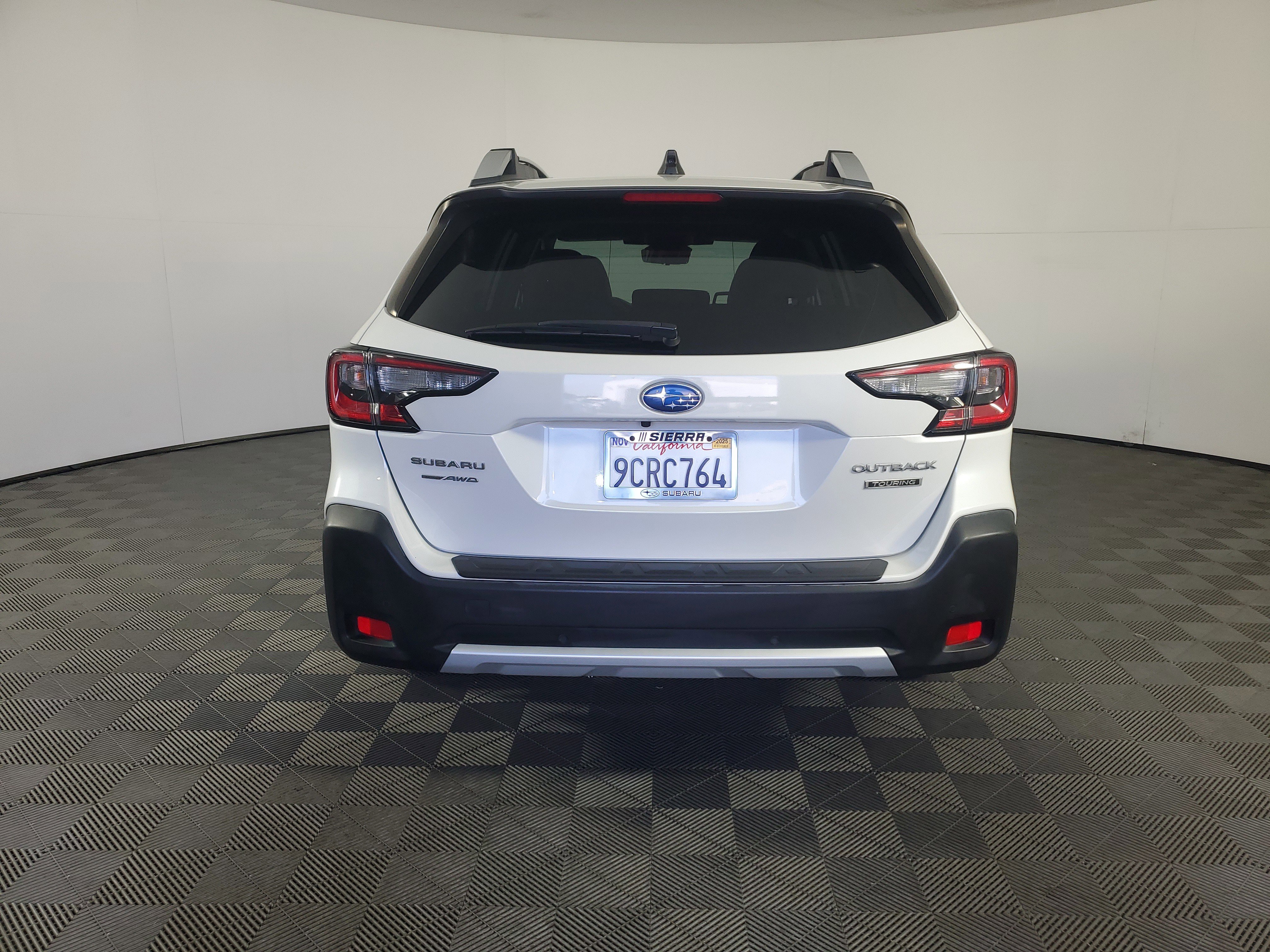 Used 2023 Subaru Outback Touring w/ Tech Package 2 image 5