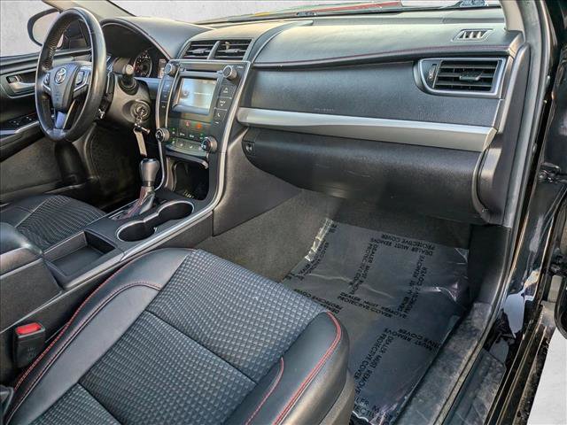 Used 2015 Toyota Camry SE image 20