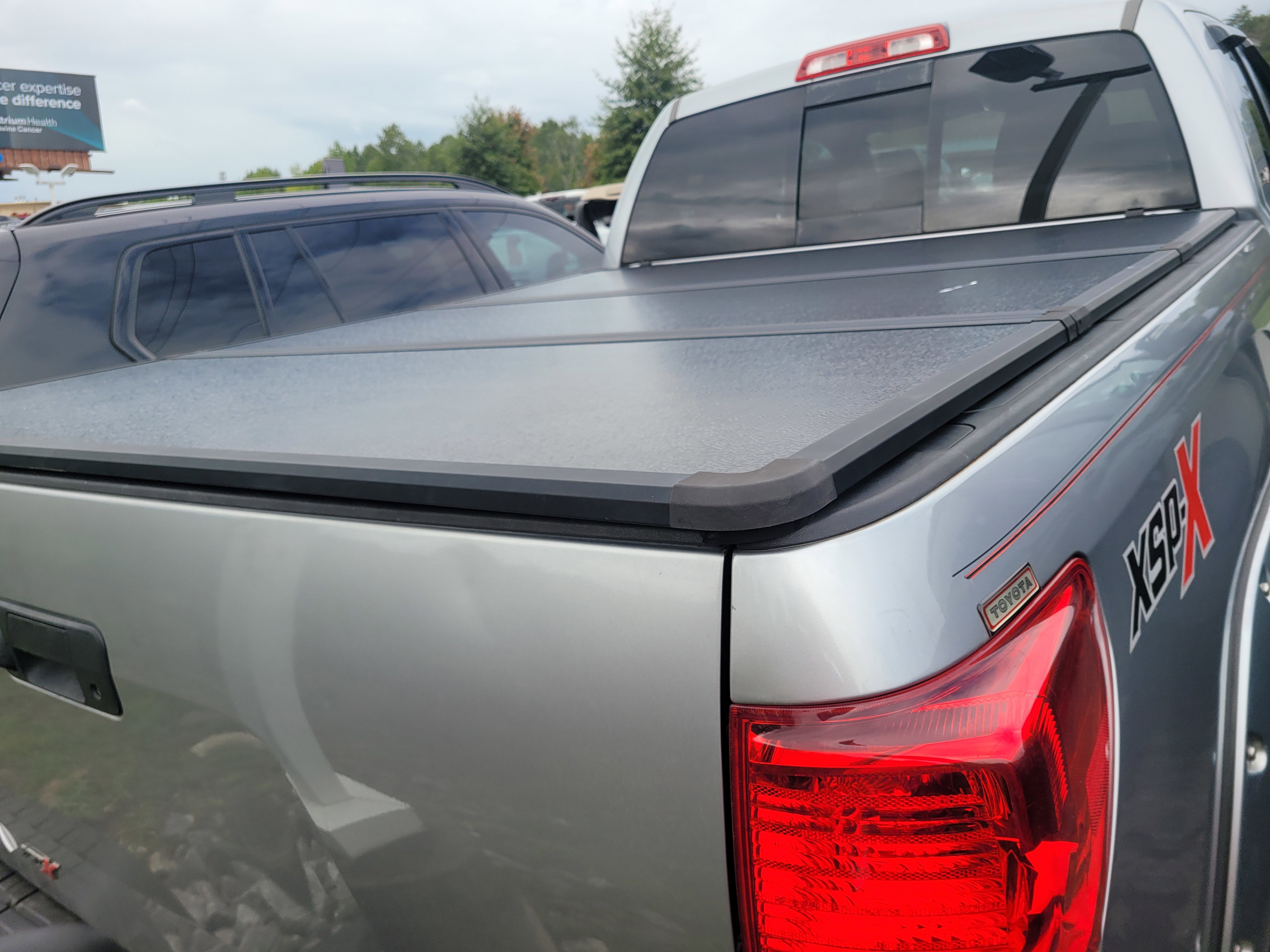 Used 2013 Toyota Tundra 4x4 Double Cab w/ SR5 Pkg image 9