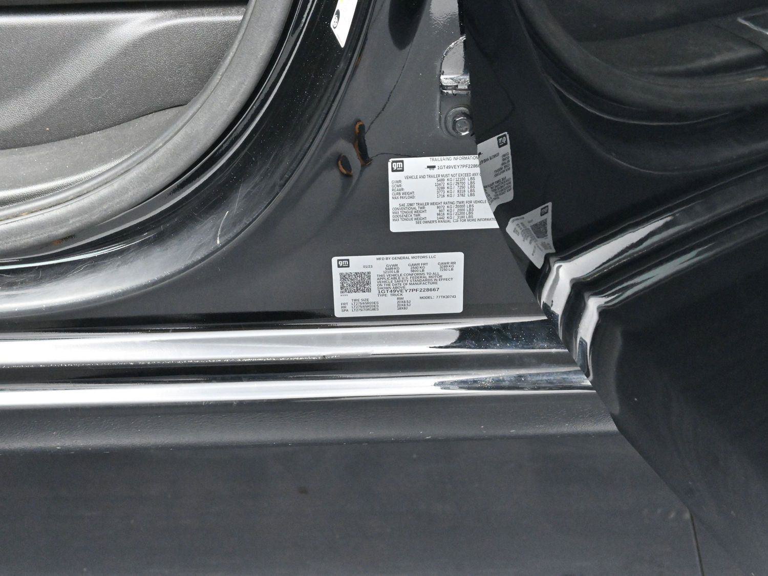 Used 2023 GMC Sierra 3500 AT4 w/ AT4 Premium Plus Package image 39