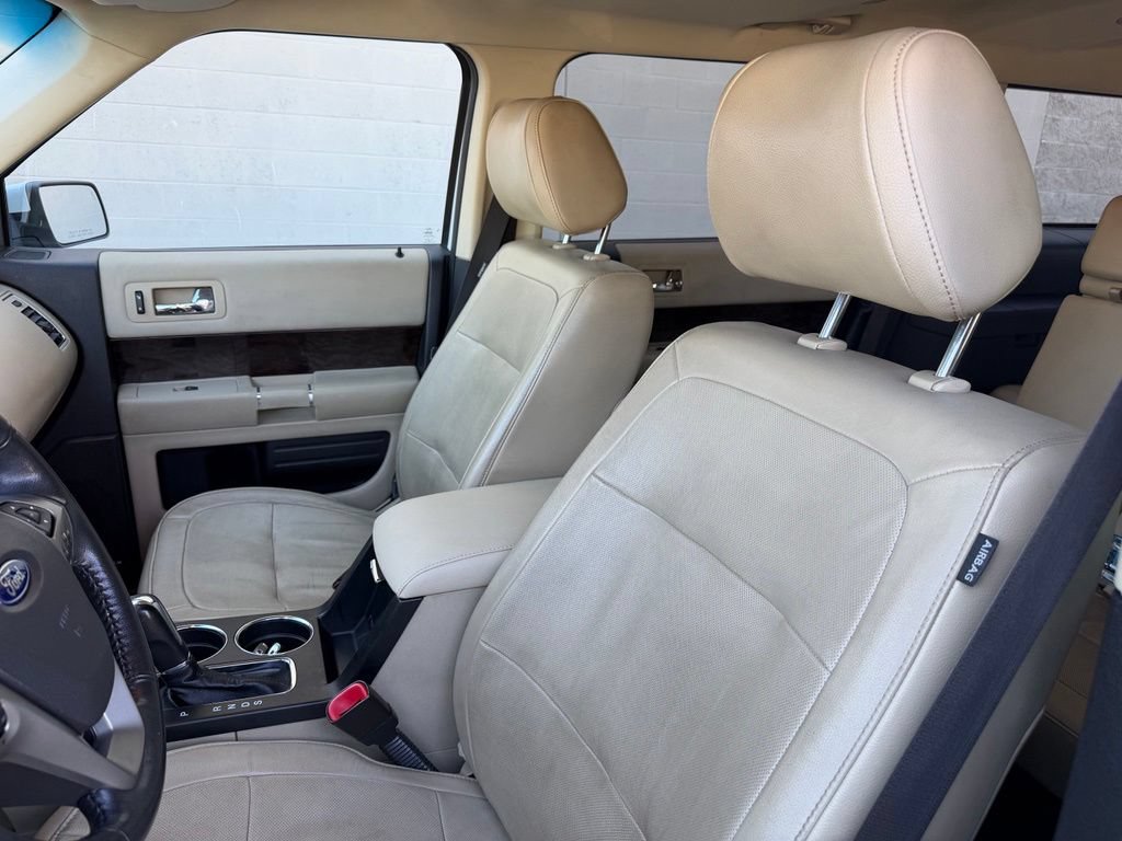 Used 2018 Ford Flex Limited w/ Equipment Group 303A AWD/4WD image 21