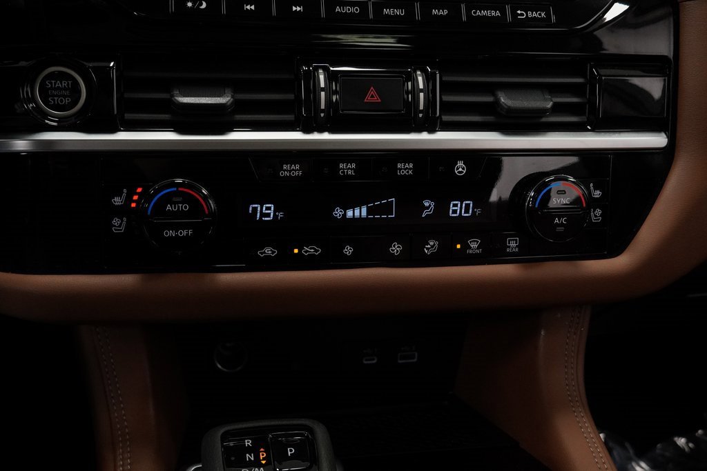 Used 2024 Nissan Pathfinder Platinum w/ Cargo Package image 39