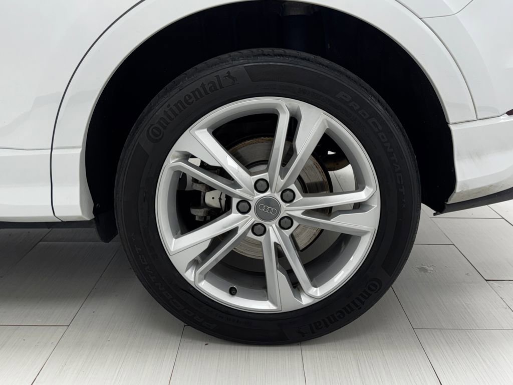 Used 2020 Audi Q3 2.0T Premium Plus w/ Premium Plus Package image 41