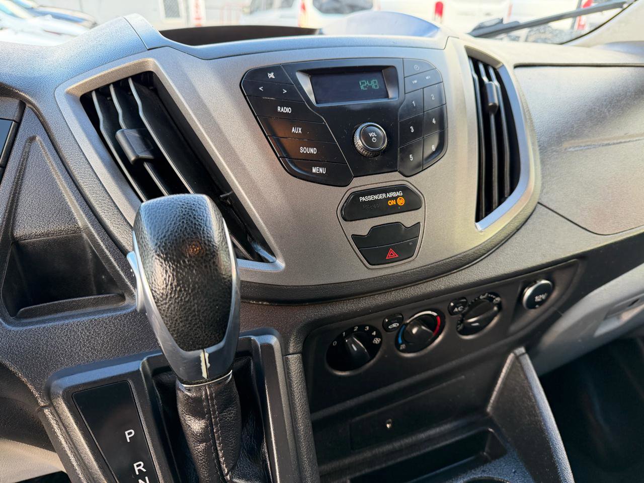 Used 2018 Ford Transit 250 T-250 148 Hi Rf 9000 GVWR Sli image 26