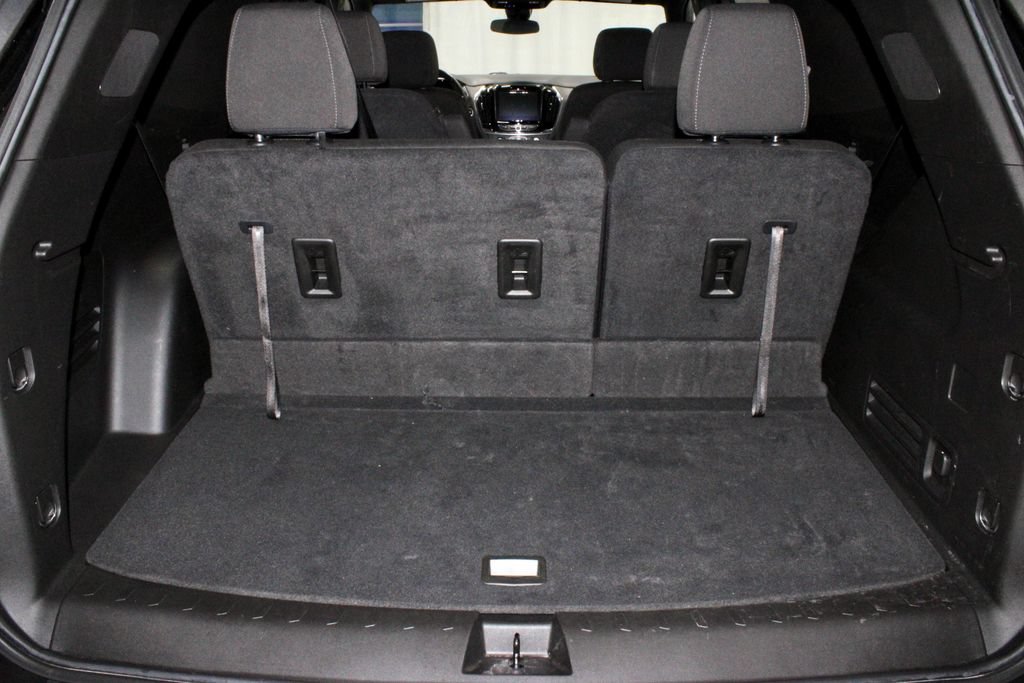 Used 2023 Chevrolet Traverse LT AWD/4WD image 13