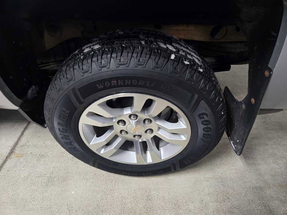 Used 2017 Chevrolet Silverado 1500 LTZ image 9