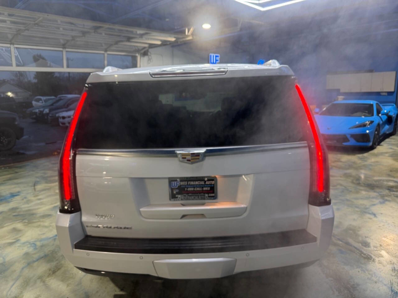 Used 2016 Cadillac Escalade Premium image 9