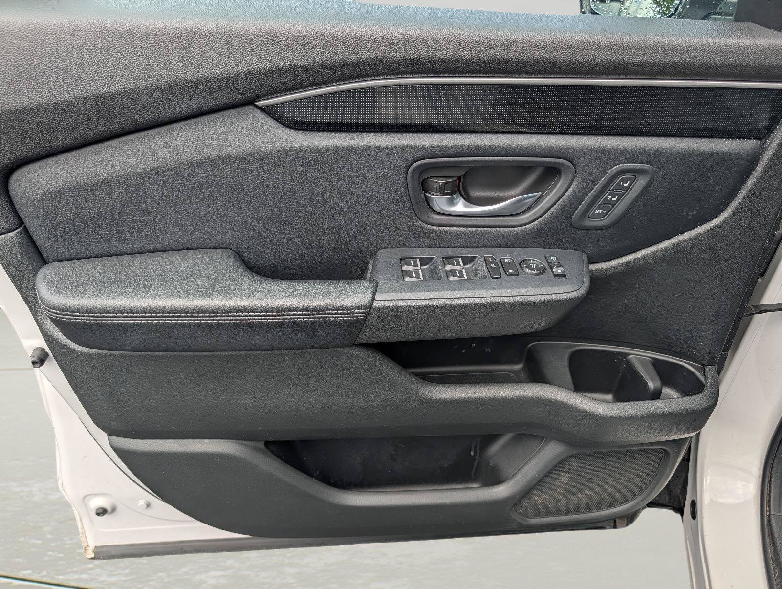 Used 2023 Honda Pilot Elite image 7