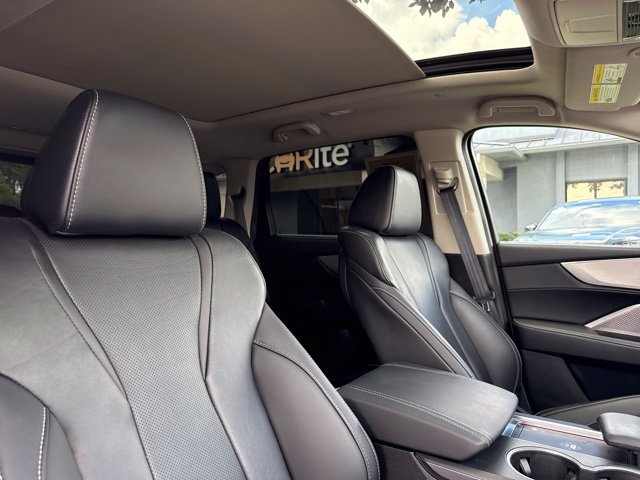 Used 2023 Acura MDX w/ Technology Package FWD image 9