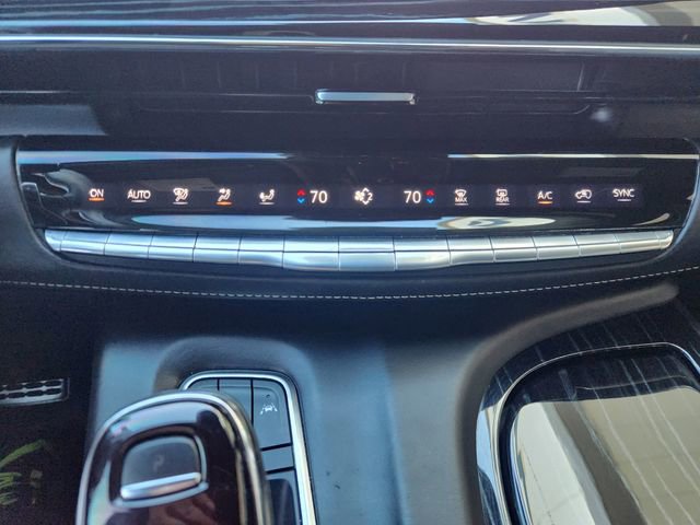 Used 2023 Cadillac Escalade V image 18