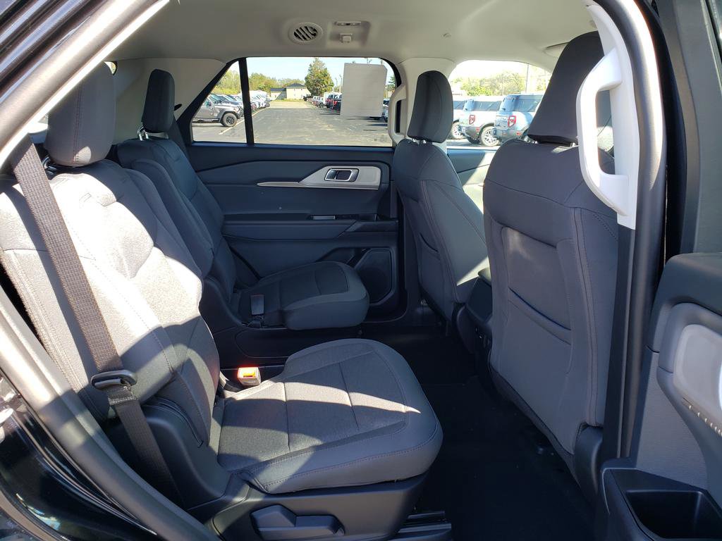 New 2026 Ford Explorer Active image 14