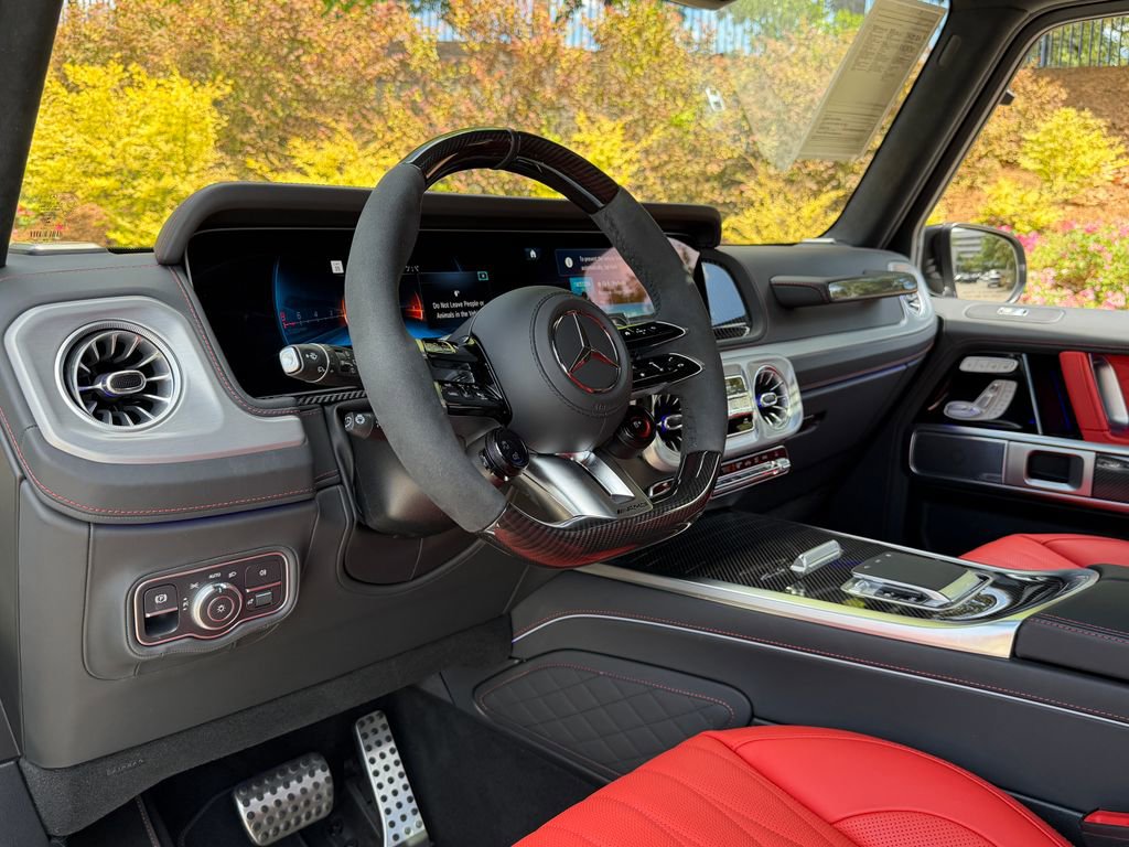 Used 2025 Mercedes-Benz G 63 AMG 4MATIC image 16