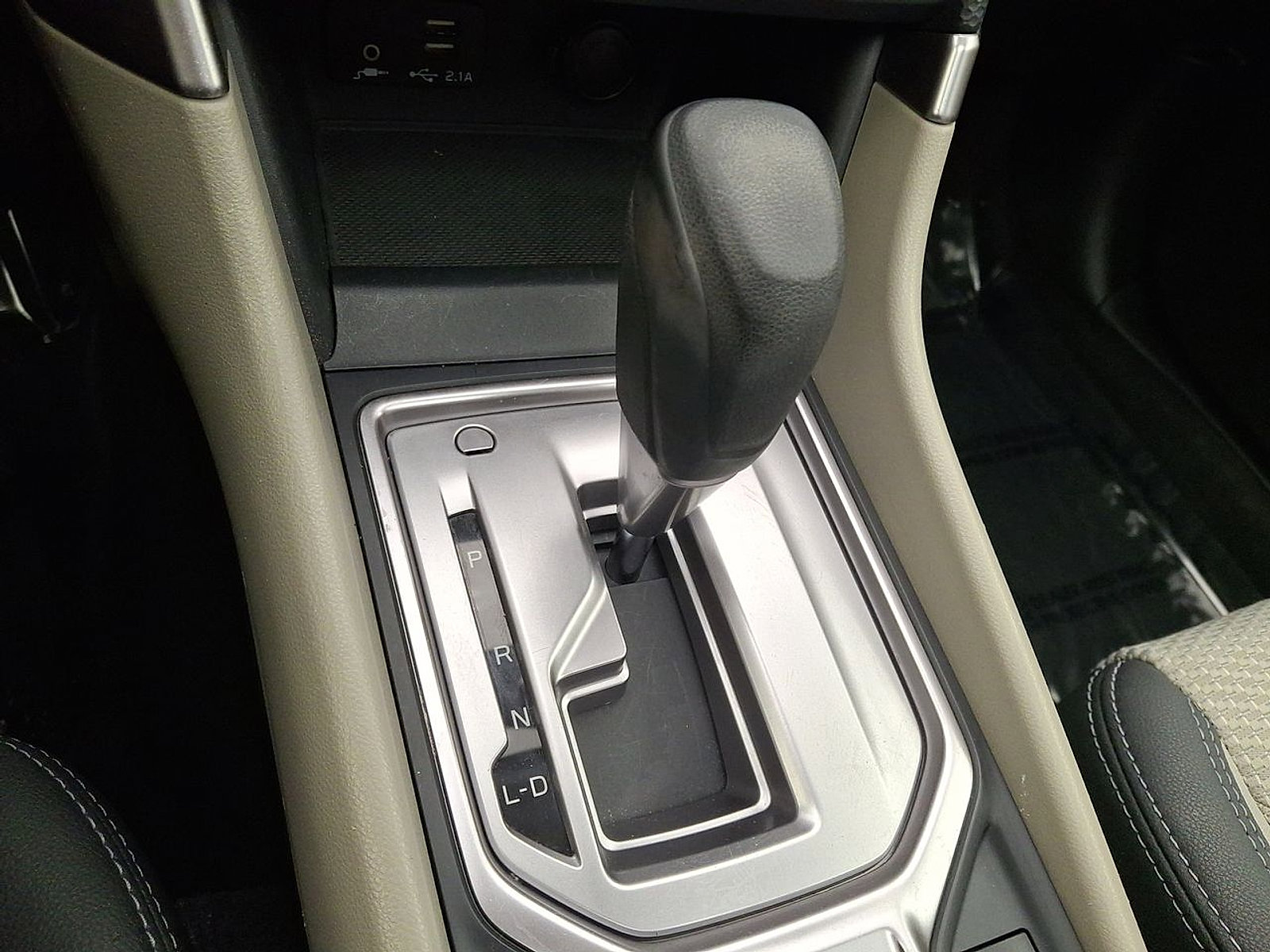 Used 2020 Subaru Forester Premium image 12