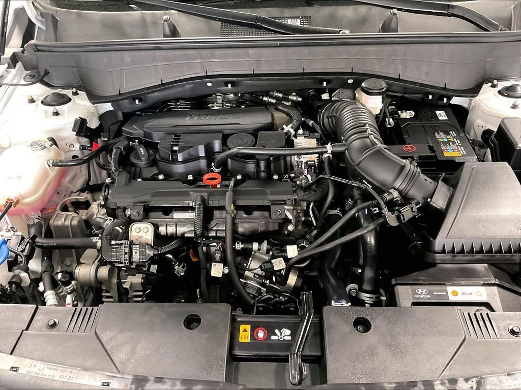 Certified 2026 Hyundai Kona SEL Premium AWD/4WD image 28