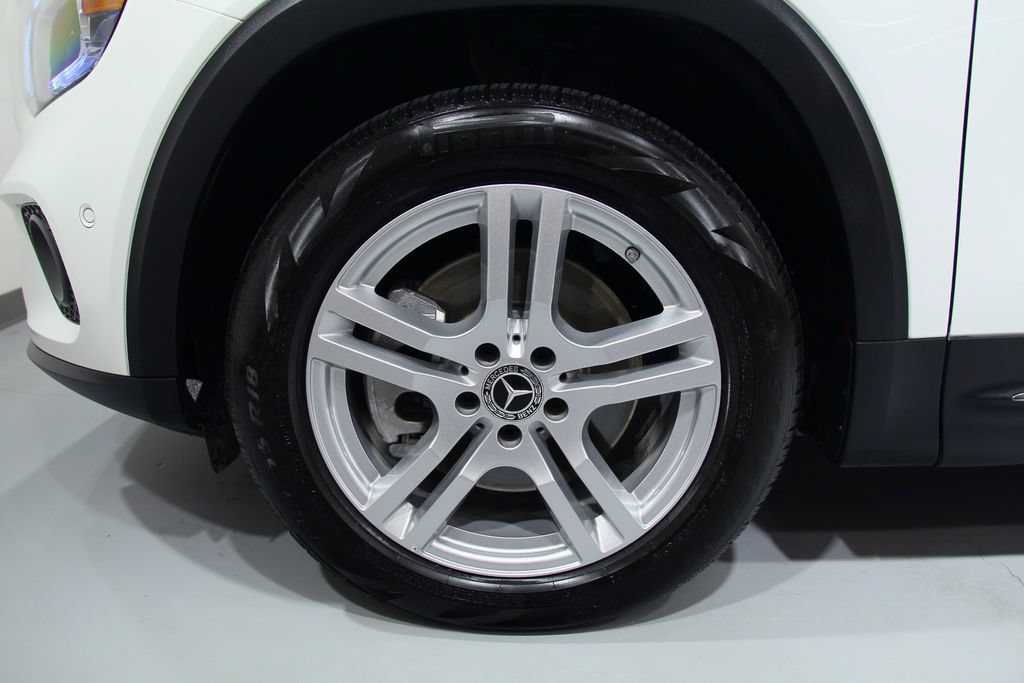 Certified 2023 Mercedes-Benz GLB 250 4MATIC image 18
