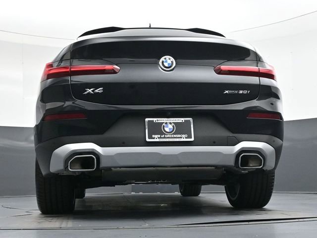 Used 2025 BMW X4 xDrive30i w/ Premium Package image 32