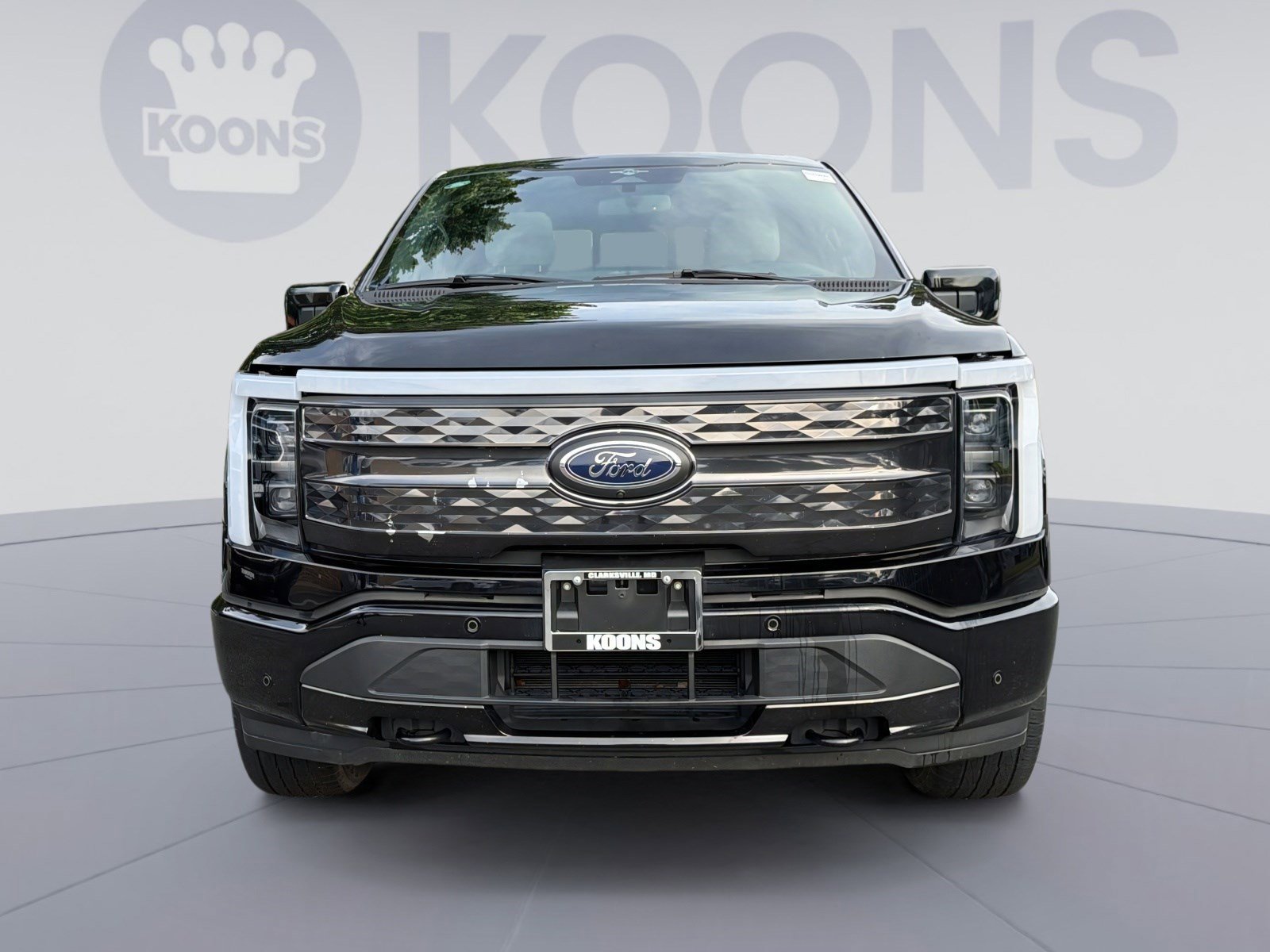 Used 2023 Ford F150 Lightning Platinum AWD/4WD image 10