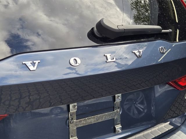 Certified 2024 Volvo V60 B5 Cross Country Plus w/ Protection Package Premier AWD/4WD image 9