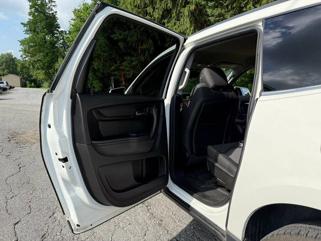 Used 2013 Chevrolet Traverse LT AWD/4WD image 28