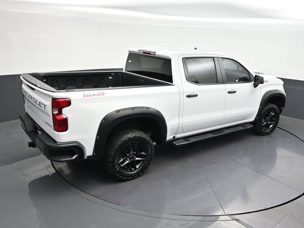 Used 2024 Chevrolet Silverado 1500 Custom Trail Boss AWD/4WD image 19