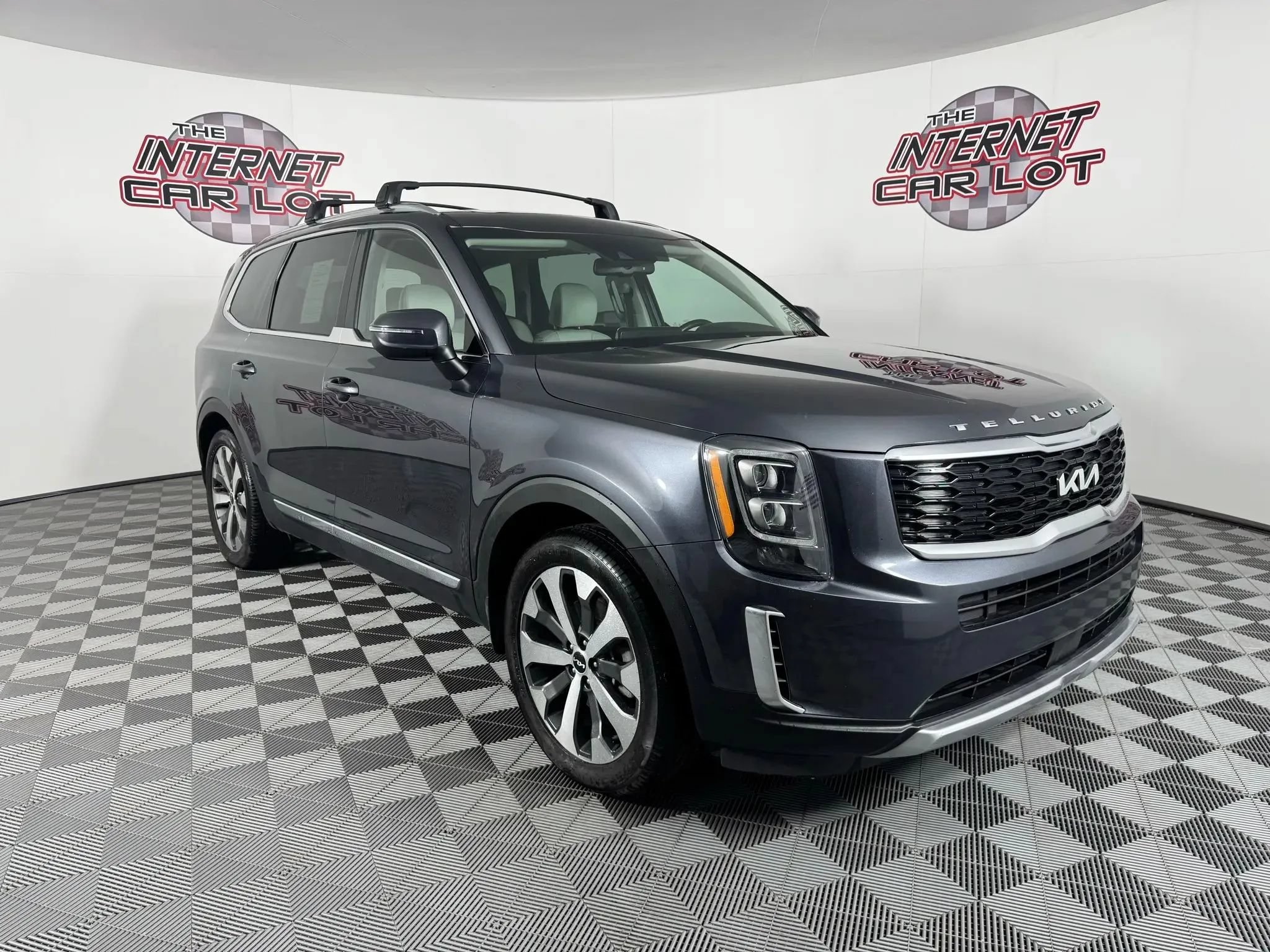 Used 2022 Kia Telluride EX w/ EX Premium Package AWD/4WD image 9