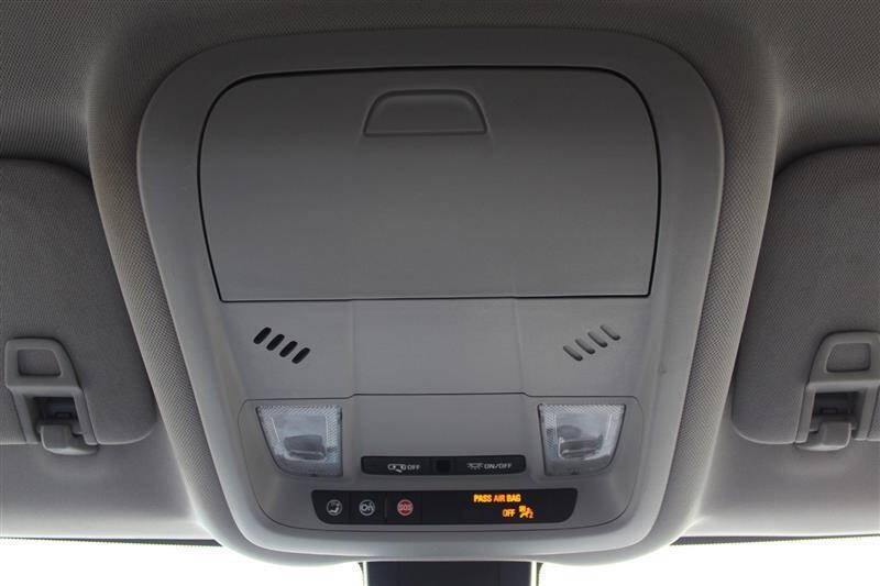 Used 2023 Chevrolet Equinox LT AWD/4WD image 22