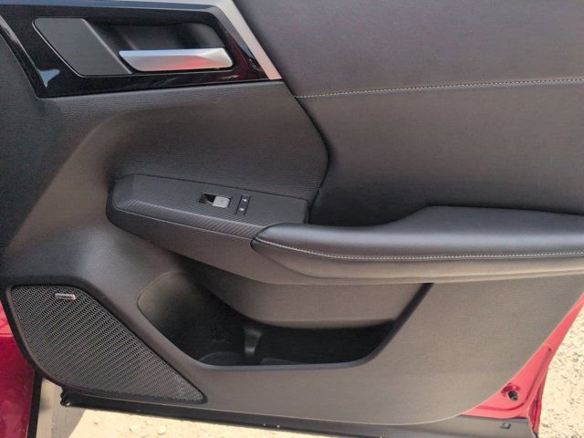 Used 2025 Mitsubishi Outlander SE FWD image 34