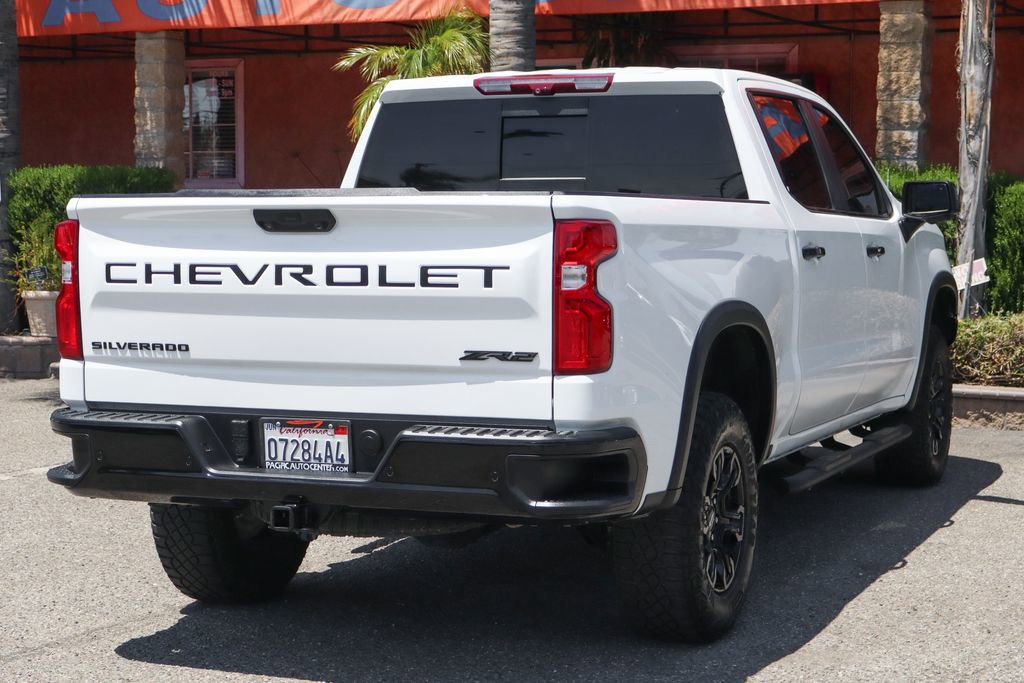 Used 2024 Chevrolet Silverado 1500 ZR2 w/ Technology Package AWD/4WD image 9