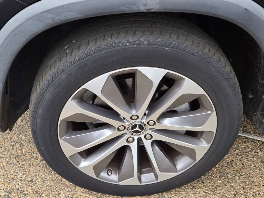 Used 2021 Mercedes-Benz GLE 350 4MATIC w/ Premium Package image 9