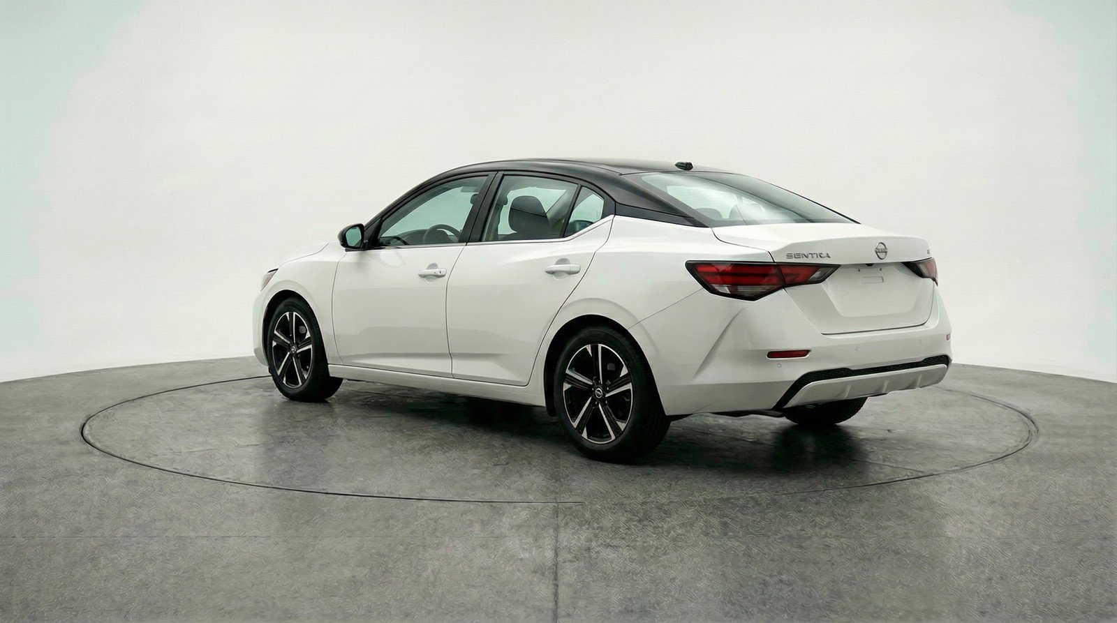 Used 2025 Nissan Sentra SV FWD image 6