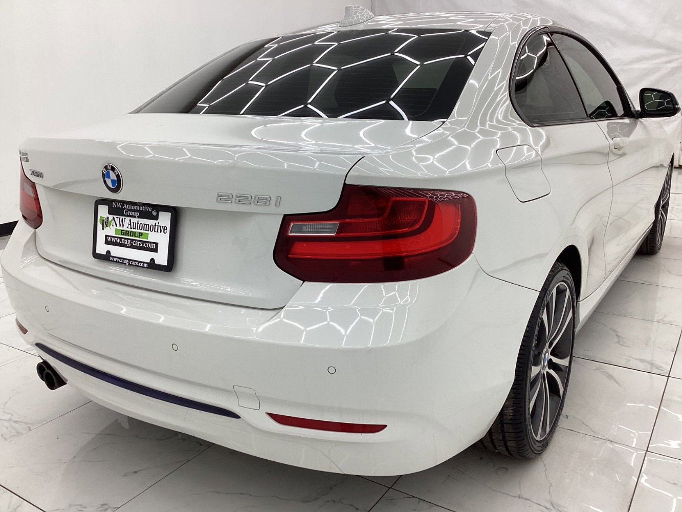 Used 2015 BMW 228i xDrive Coupe AWD/4WD image 8