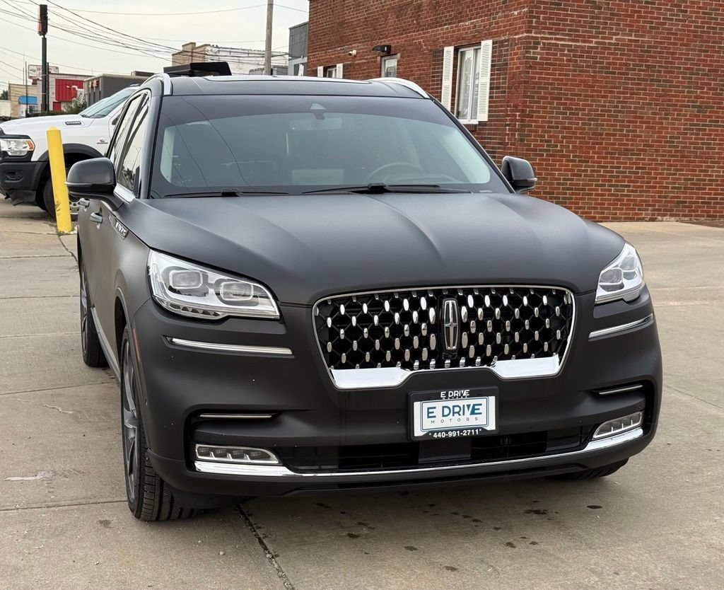 Used 2021 Lincoln Aviator Reserve w/ Equipment Group 202A AWD/4WD image 3