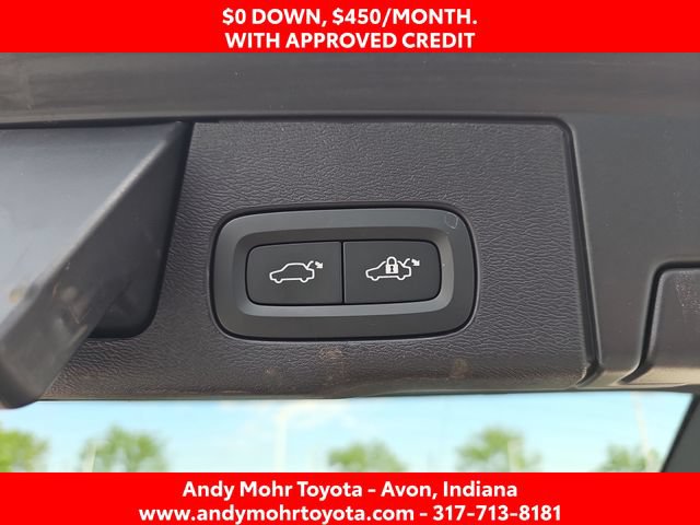 Used 2022 Volvo XC60 B5 Momentum w/ Climate Package AWD/4WD image 31