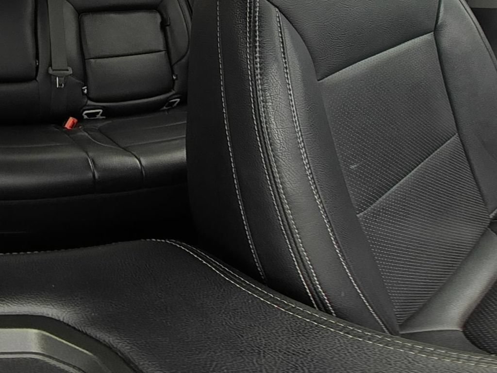 Used 2020 Chevrolet Silverado 1500 LT w/ All-Star Edition RWD image 14