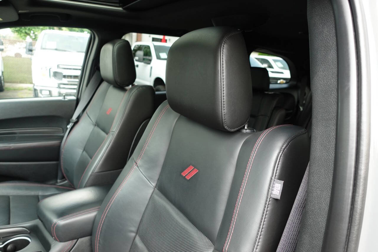Used 2022 Dodge Durango R/T w/ Trailer Tow Group IV image 19