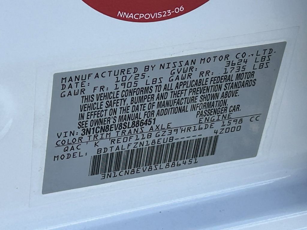 Used 2025 Nissan Versa SV w/ Trunk Package image 30