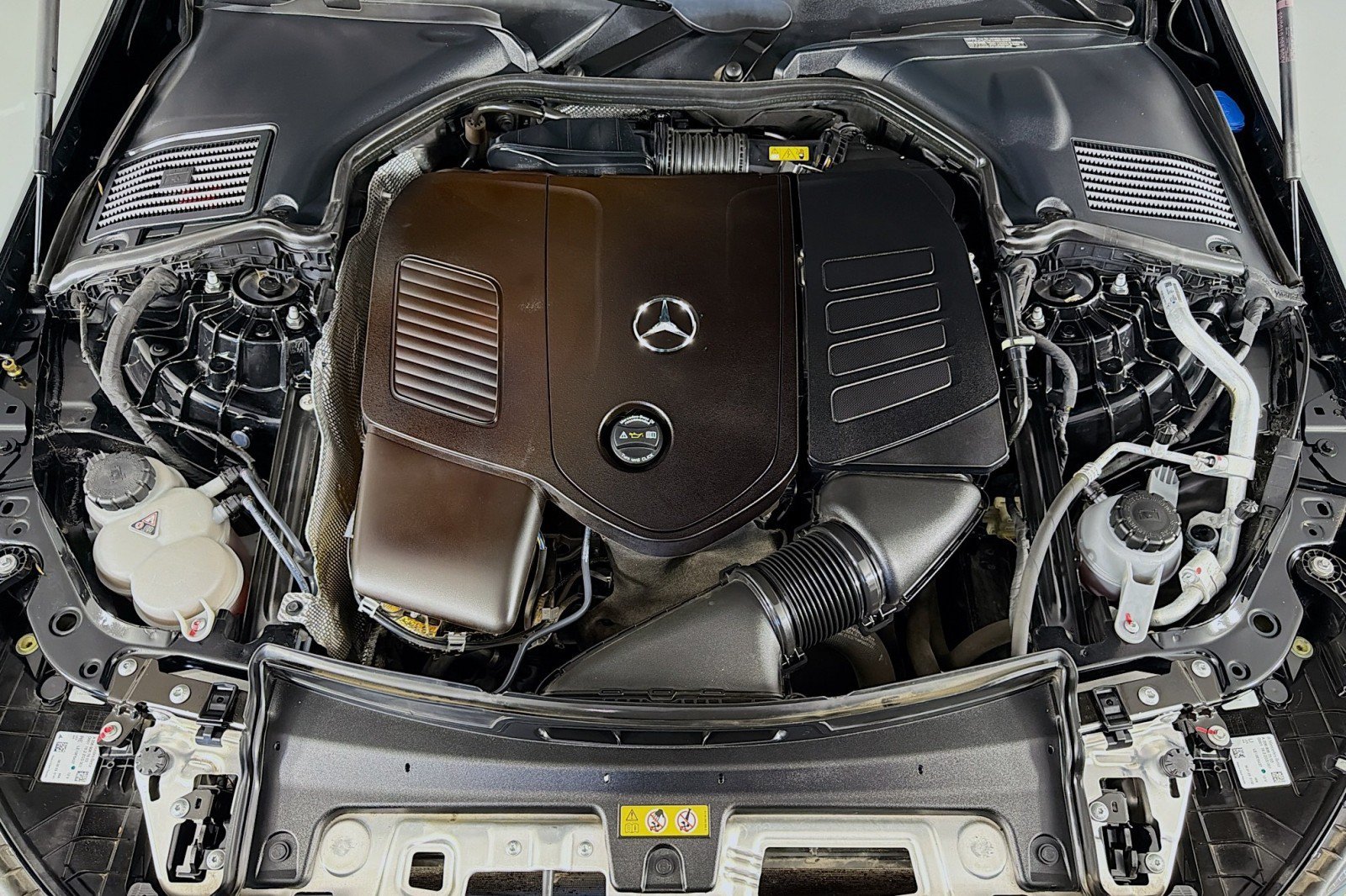 Certified 2023 Mercedes-Benz C 300 Sedan image 11