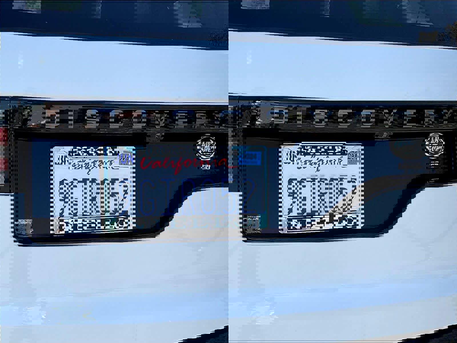 Used 2023 Land Rover Discovery HSE R-Dynamic AWD/4WD image 10