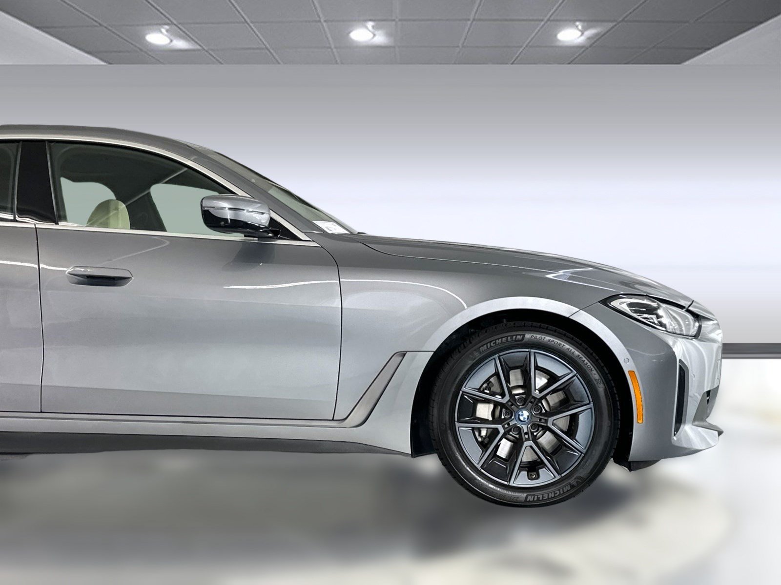 Used 2023 BMW i4 eDrive40 w/ Premium Package RWD image 35