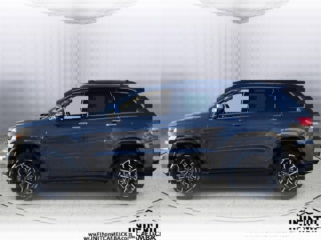 Used 2019 Jeep Grand Cherokee Limited w/ Luxury Group II image 3