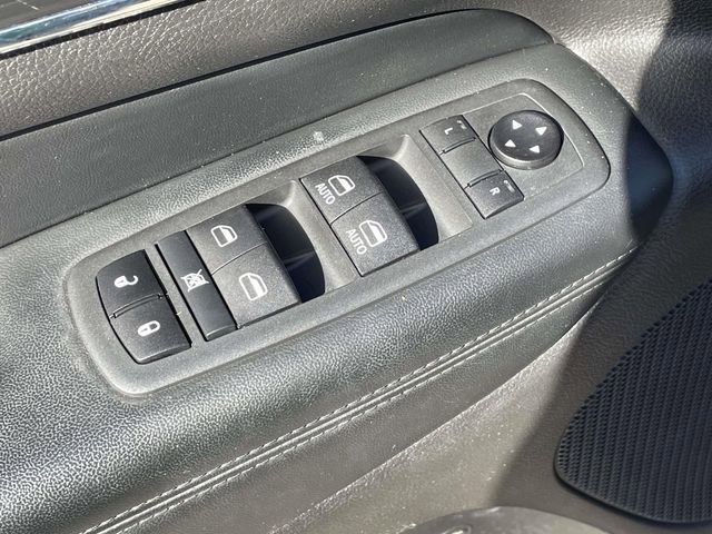 Used 2020 Jeep Grand Cherokee Limited AWD/4WD image 19