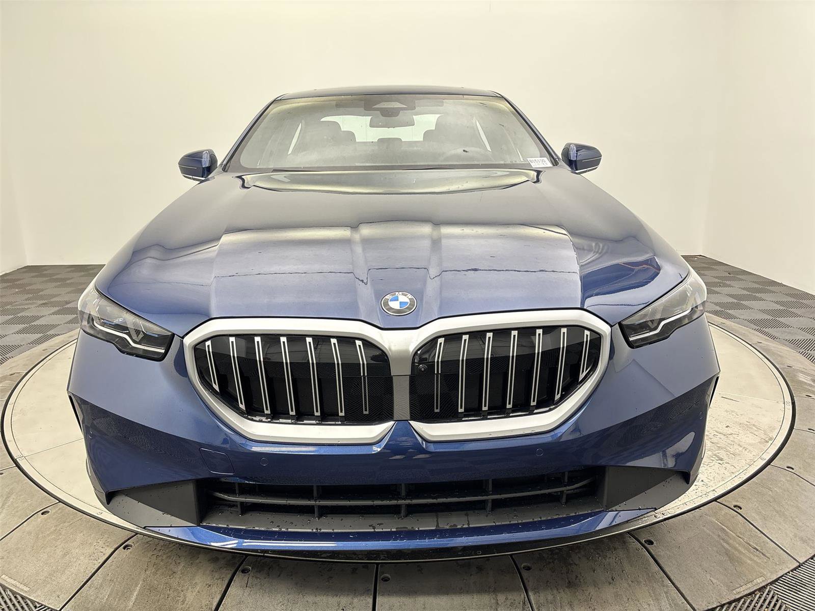 New 2026 BMW 530i xDrive w/ Premium Package AWD/4WD image 14