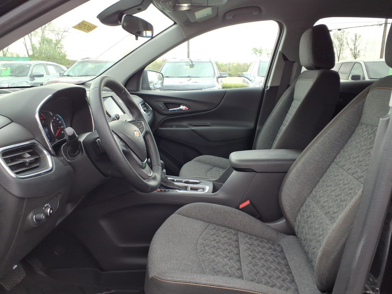 Used 2023 Chevrolet Equinox LT image 26