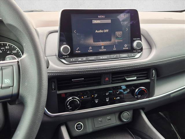 Used 2021 Nissan Rogue S FWD image 12
