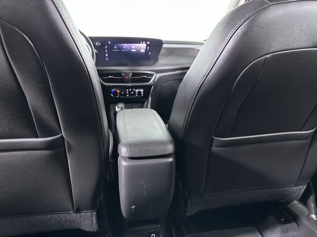 Used 2024 Buick Encore GX Sport Touring image 22